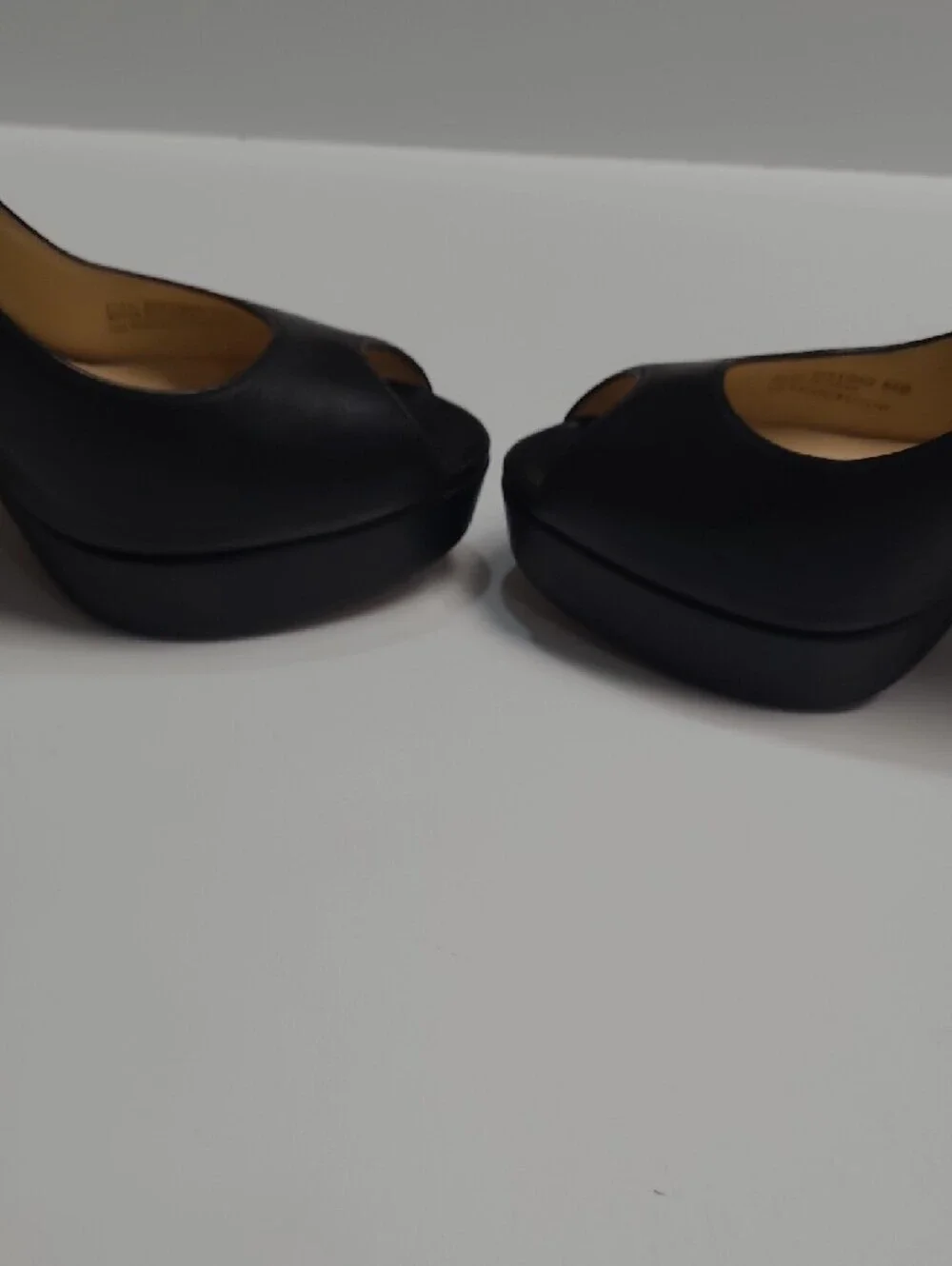 Cole Haan Black Leather Peep-Toe Heels Featuring Nike Air Technology - Size 6.5